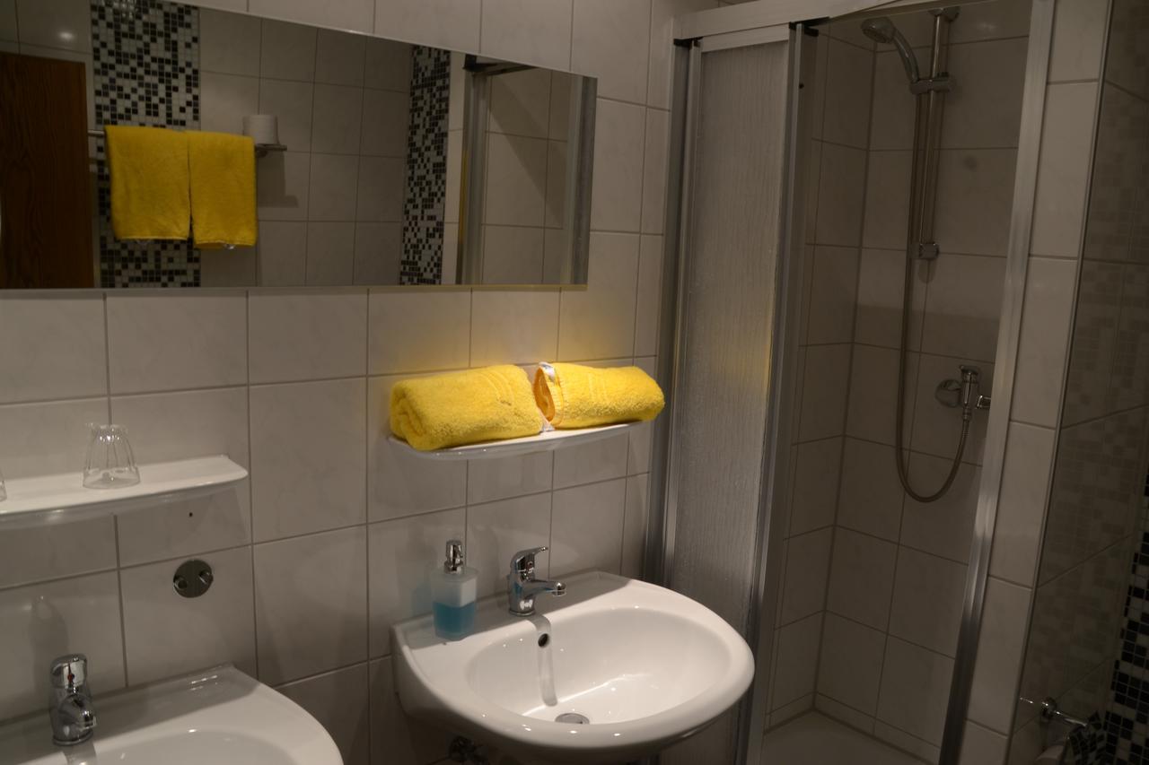 Landhotel Roefleuten ฟรอนเทน ภายนอก รูปภาพ