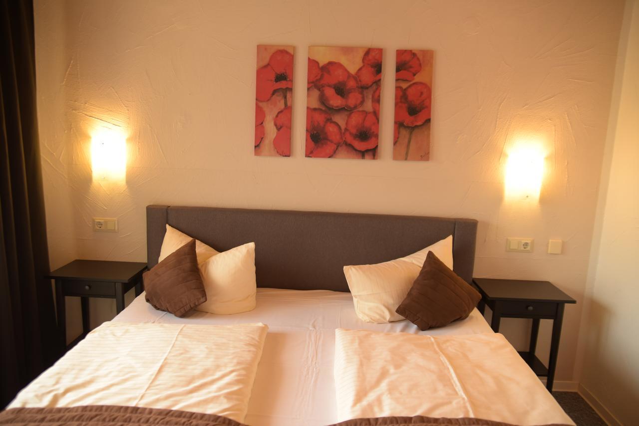 Landhotel Roefleuten ฟรอนเทน ภายนอก รูปภาพ