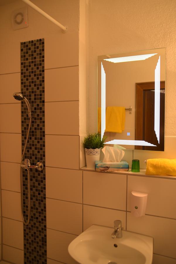 Landhotel Roefleuten ฟรอนเทน ภายนอก รูปภาพ